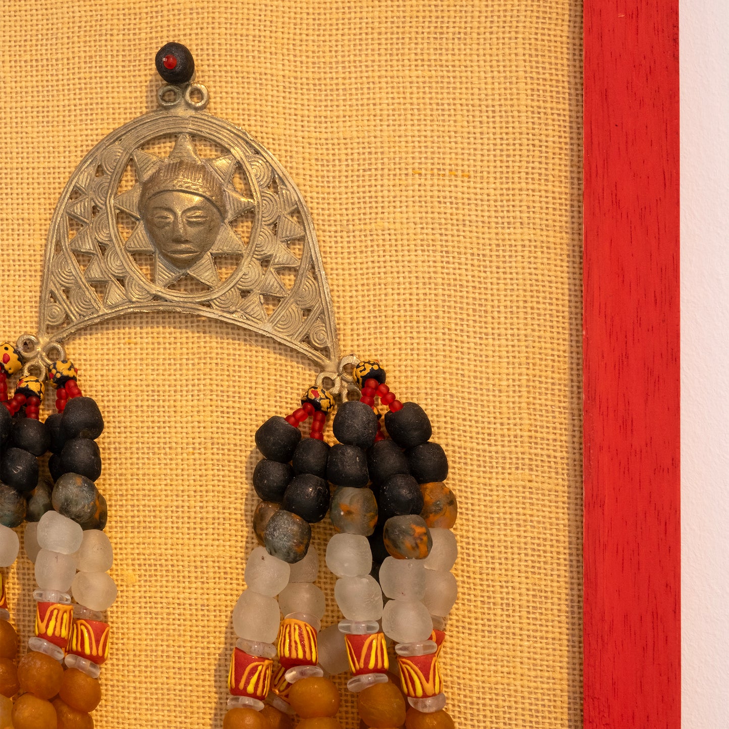 Nyekundu- Sculpture